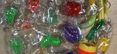 Photo of T&J Fashion 24 Pieces LED Keyring Party Bag Fillers