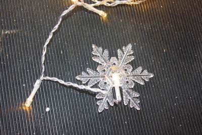 Photo of Oxyled Snowflake Lighting Chain