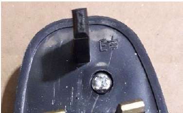 Photo of Adapter supplied with V-Benz, Diva Beauty, V-6093 Hair Clippers