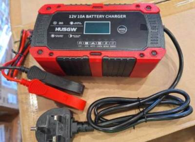 Photo of HUSGW Battery Charger sold via Amazon