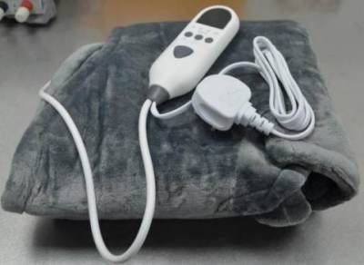 Photo of Heating Pad for Shoulders and Neck