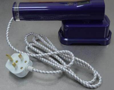 Photo of Handheld Clothes Steamer LM-2401