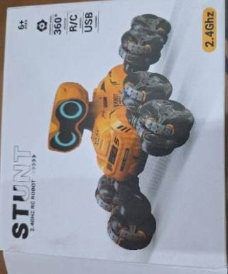 Photo of Stunt 2.4ghz RC Robot sold via Amazon