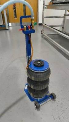 Photo of Vevor Jack with Airbag