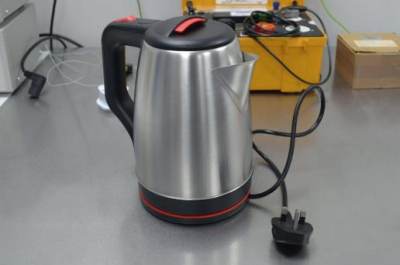 Photo of Black and Red Electric Kettle