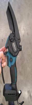 Photo of 8-inch Cordless Chainsaw