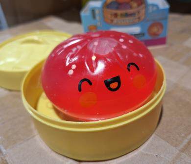 Photo of Pipihome Rainbow Mystery Squishy Bun sold via Amazon
