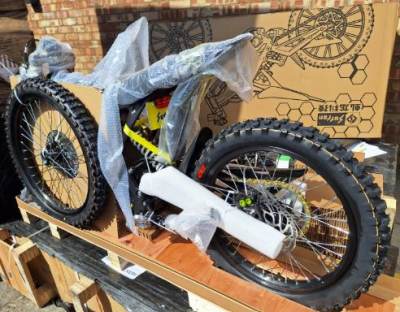 Photo of Counterfeit Surron Light Bee Electric Motorcycle QL4000DY-A