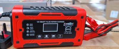 Photo of JINNUOYI Car Battery Charger sold via Amazon