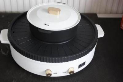 Photo of Baoshishan Hot Pot & BBQ 2 in 1 Cooker sold via Amazon