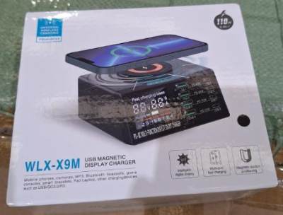 Photo of USB Magnetic Display Charger