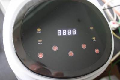 Photo of White and Gold Air Fryer