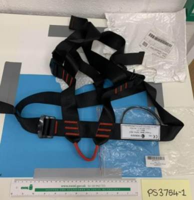 Photo of Maaoo Adjustable Thickness Climbing Harness sold via Wish