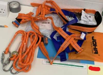 Photo of Universal 5 Point Full Body Climbing Harness sold via Wish