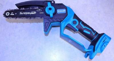 Photo of SundpeyPRO Mini Chainsaw sold via Amazon