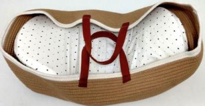 Photo of Little Laughs Moses Basket sold via Amazon