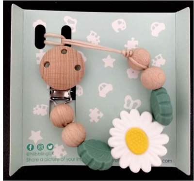 Photo of Nibbling silicone daisy dummy ND1000