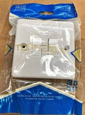 Photo of Lueden 2 Gang 2 Way Double Wall Light Switch sold via Amazon