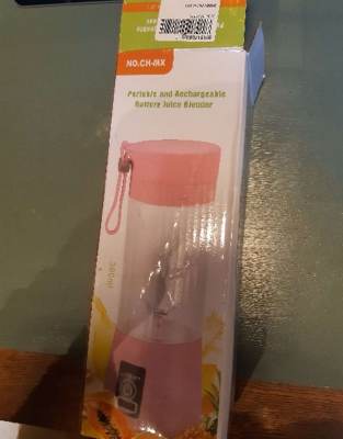Photo of Counterfeit Portable and Rechargeable Battery Juice Blender